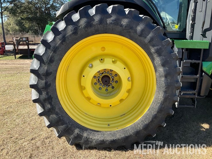 2023-john-deere-8r-370-image-30