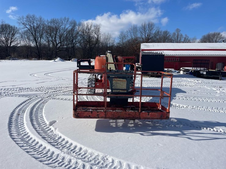 2008-jlg-600s-image-8