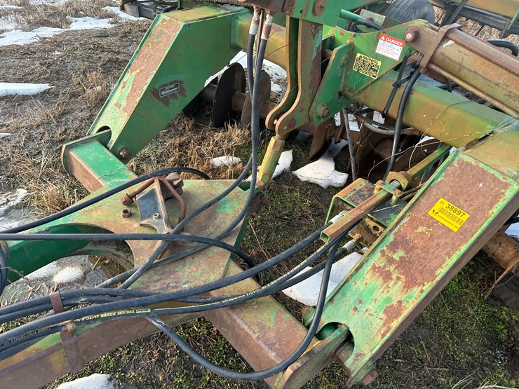 john-deere-630-image-41