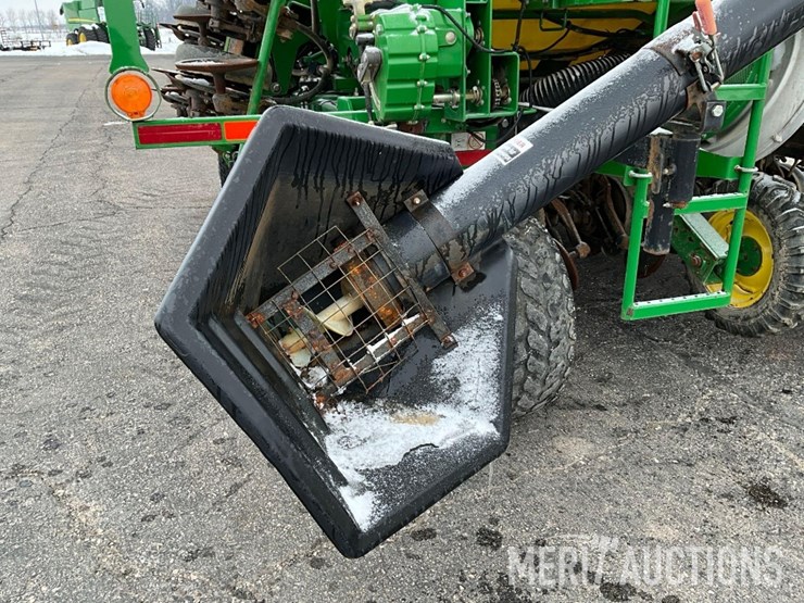 2012-john-deere-1990-image-23