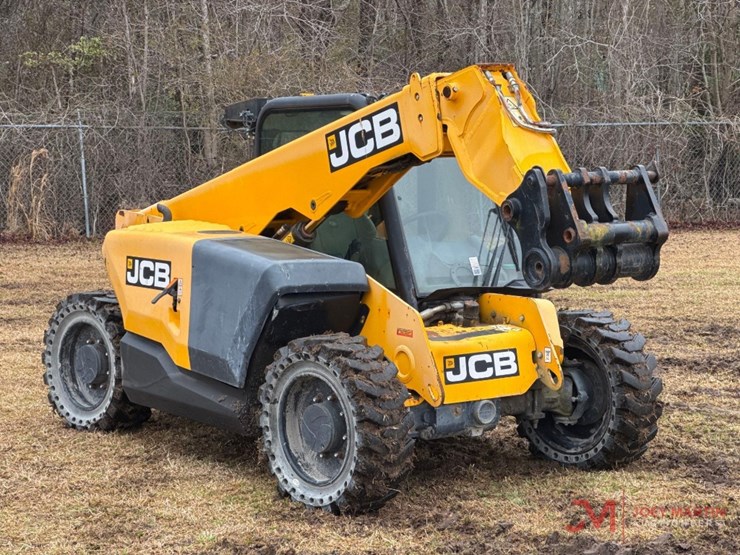 jcb-525-60-image-1