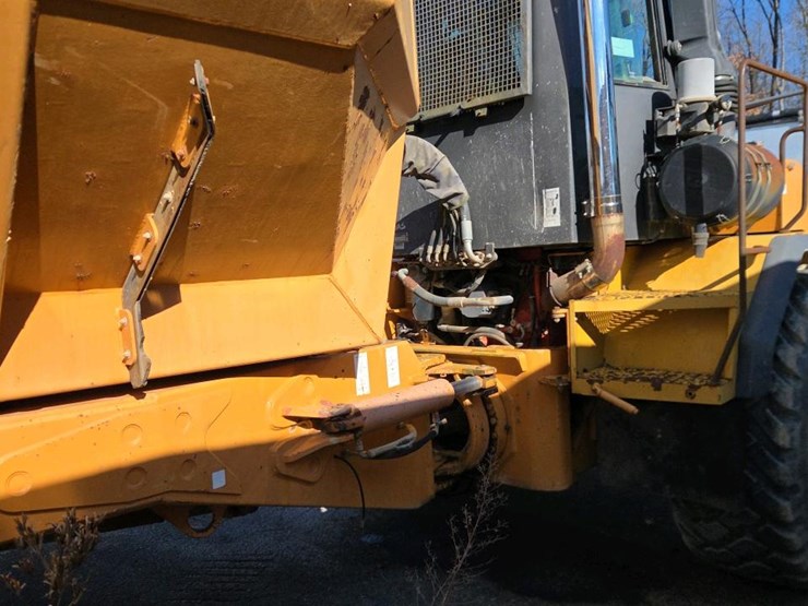 2005-case-330-image-27