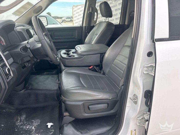 2018-dodge-1500-image-13