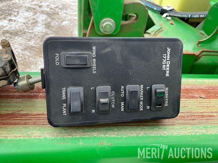 2013-john-deere-1770nt-image-32