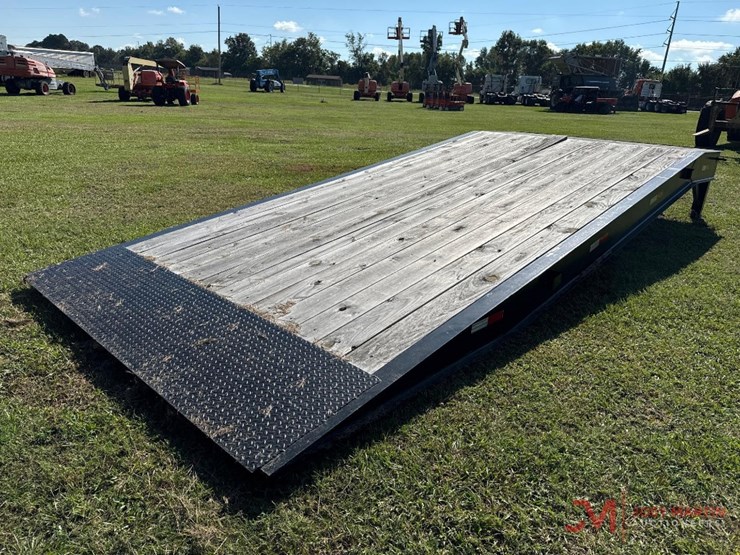 new-pro-series-30,000-lb-capacity-loading-dock-image-2