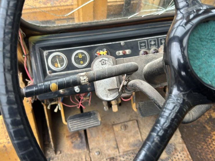 caterpillar-v140-image-36