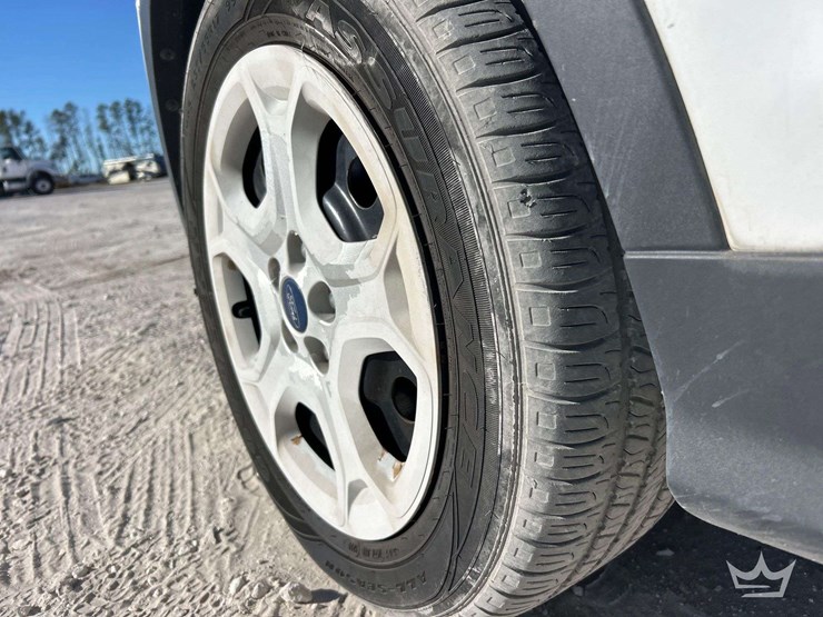 2017-ford-escape-image-24