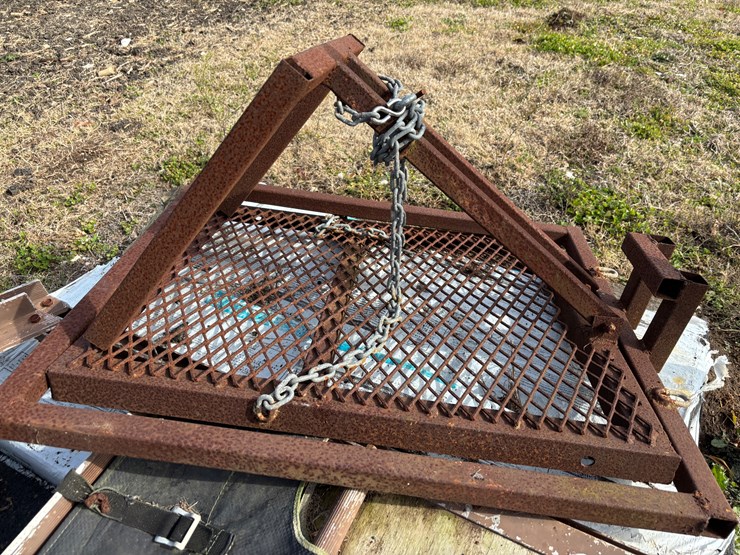 #389-•-lot-of-2-climber-stands-image-6