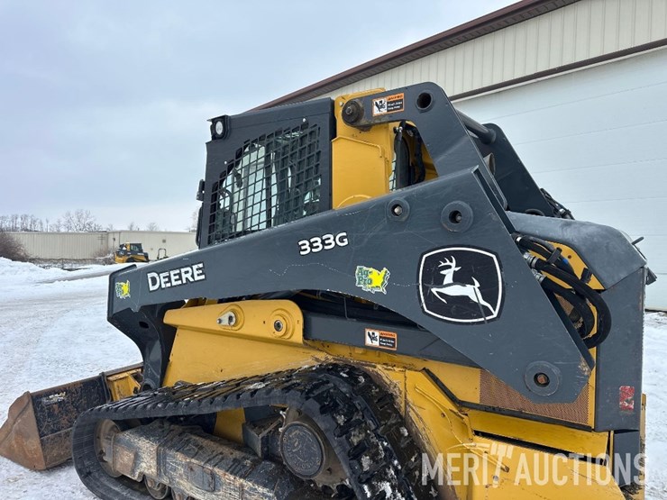 2021-deere-333g-image-16
