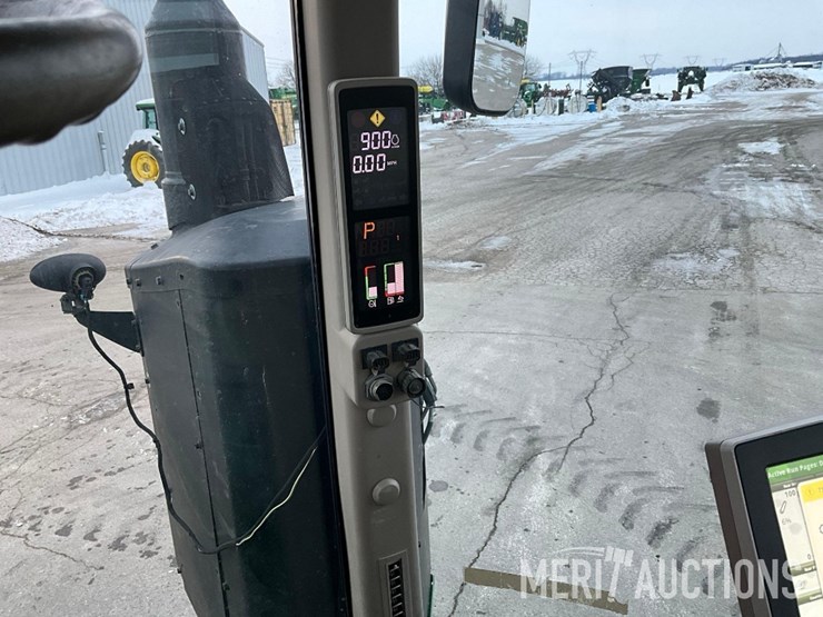 2015-john-deere-8345rt-image-32