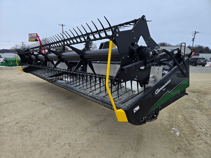 #49-•-geringhoff-30'-flex-draper-grain-head-image-1