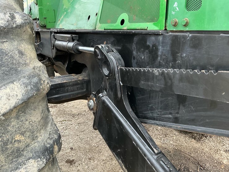 2010-deere-648h-image-61