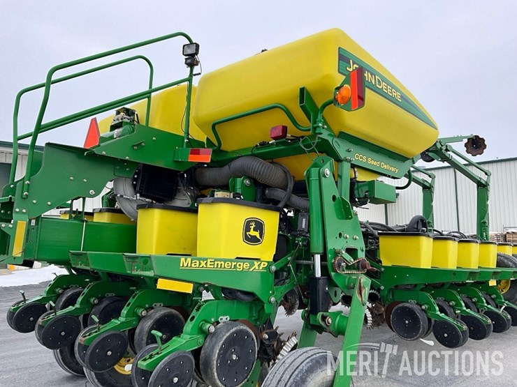 2012-john-deere-1770nt-ccs-image-29