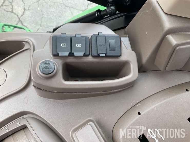 2024-john-deere-6130m-image-64