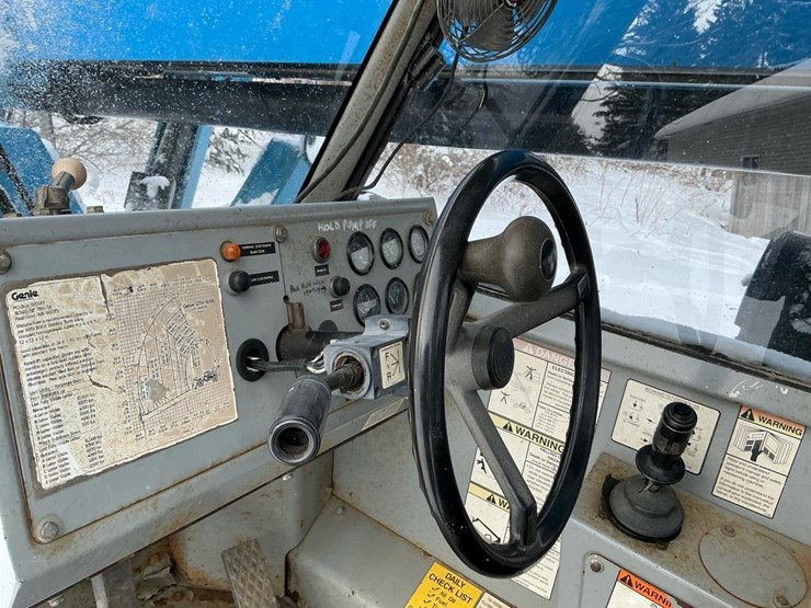 2006-genie-gth1056-image-17