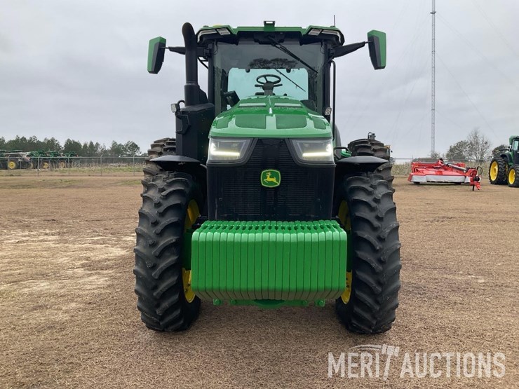 2024-john-deere-8r-250-image-8