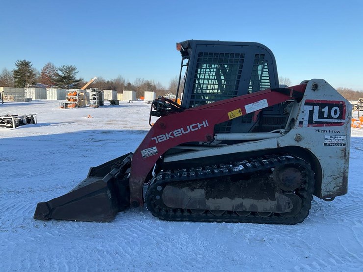 2012-takeuchi-tl10-image-2