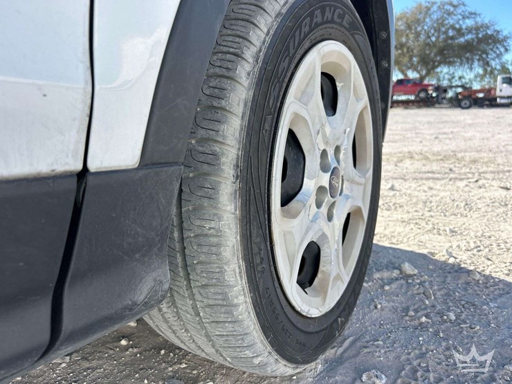 2017-ford-escape-image-26