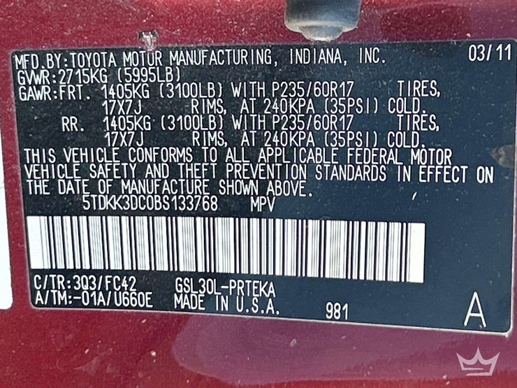 2011-toyota-sienna-image-5