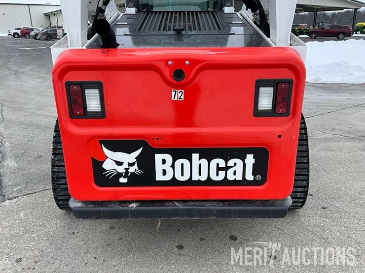 2024-bobcat-t740-image-19