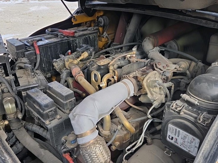 2019-hyundai-50da-9-image-13