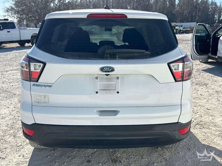 2017-ford-escape-image-28