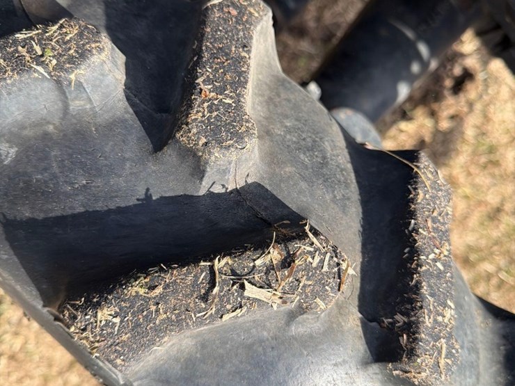 new-holland-tc40-image-14