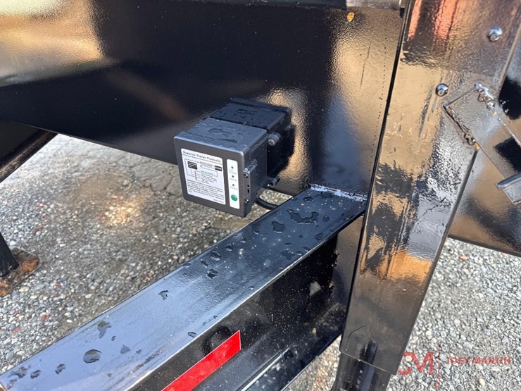 new-2026-x-star-deckover-tandem-axle-trailer-image-7