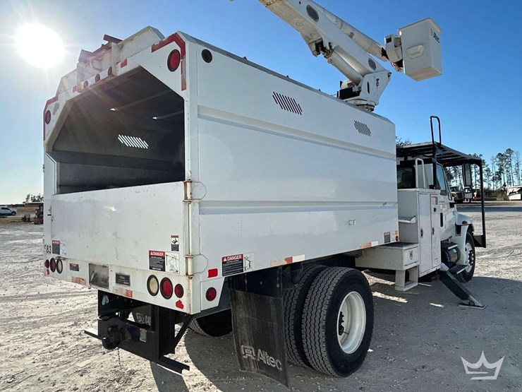 2008-international-durastar-4300-image-3