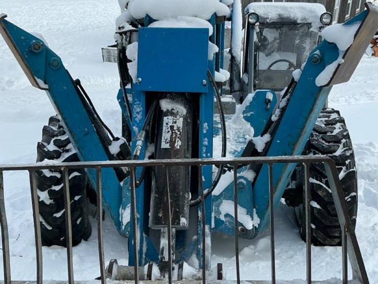 2006-genie-gth1056-image-5