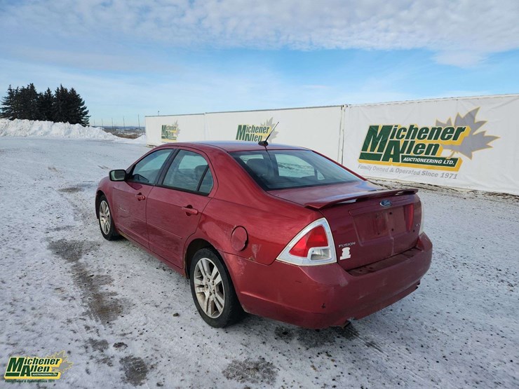 2007-ford-fusion-se-image-3