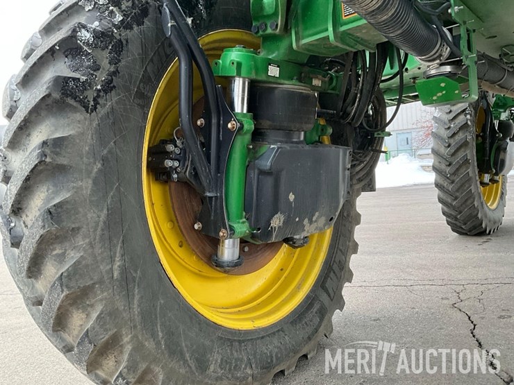 2020-john-deere-r4045-image-29