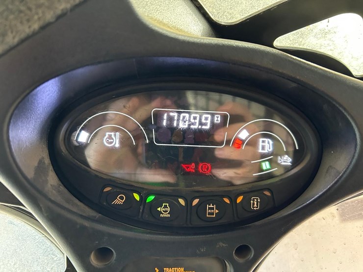 2023-bobcat-t770-image-20