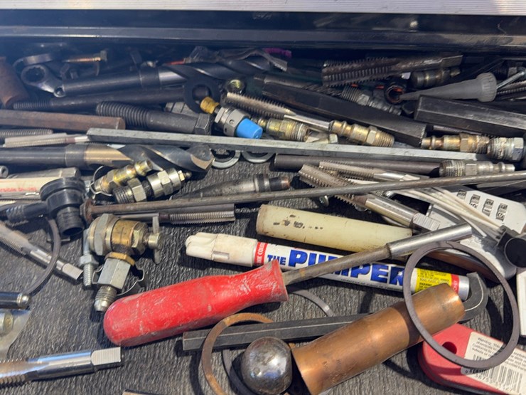 craftsman-toolbox-image-8