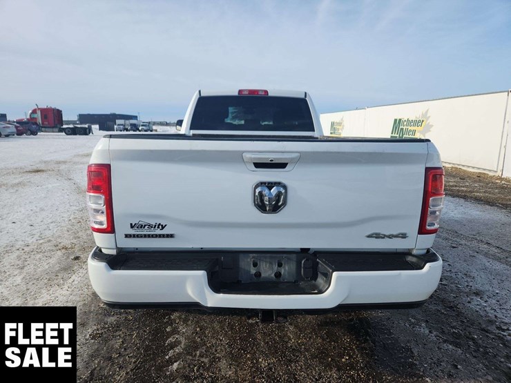 2022-dodge-2500-image-23