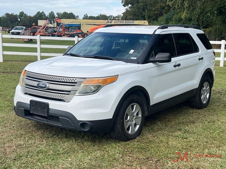 2014-ford-explorer-image-6