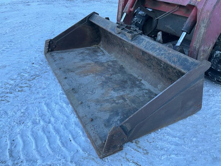 2012-takeuchi-tl10-image-9