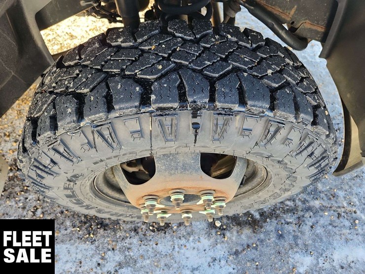 2019-dodge-3500-image-36