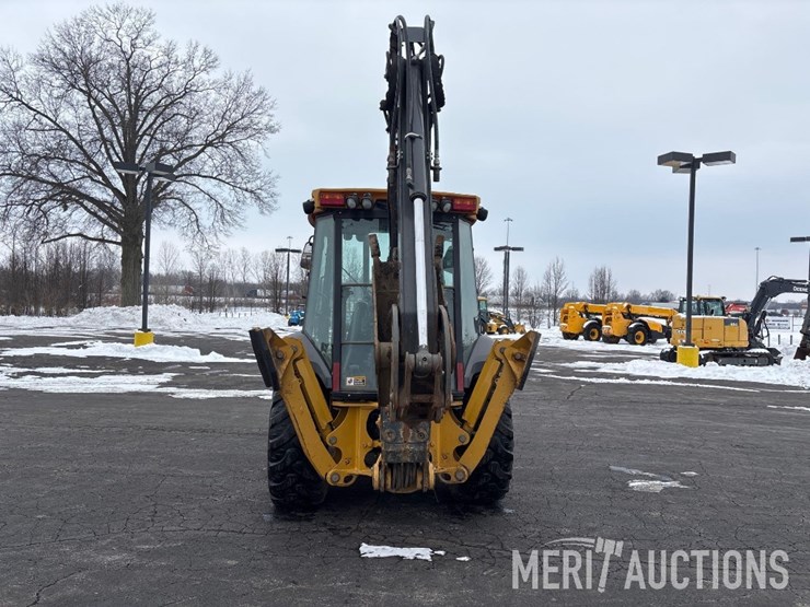 2018-deere-310l-ep-image-4