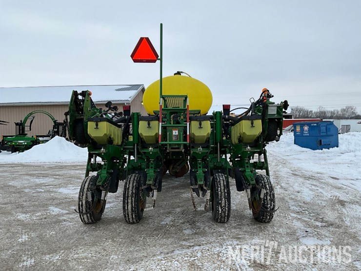 2013-john-deere-1770nt-image-4