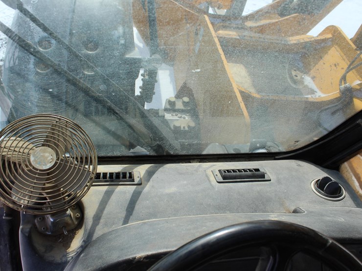 2013-jcb-510-56-image-13