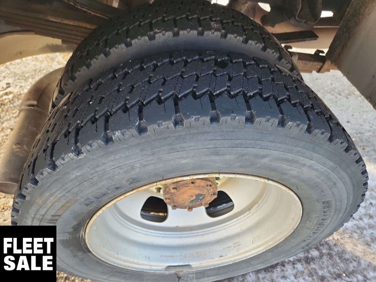 2015-ram-5500-4x4-s/a-service-truck-image-12