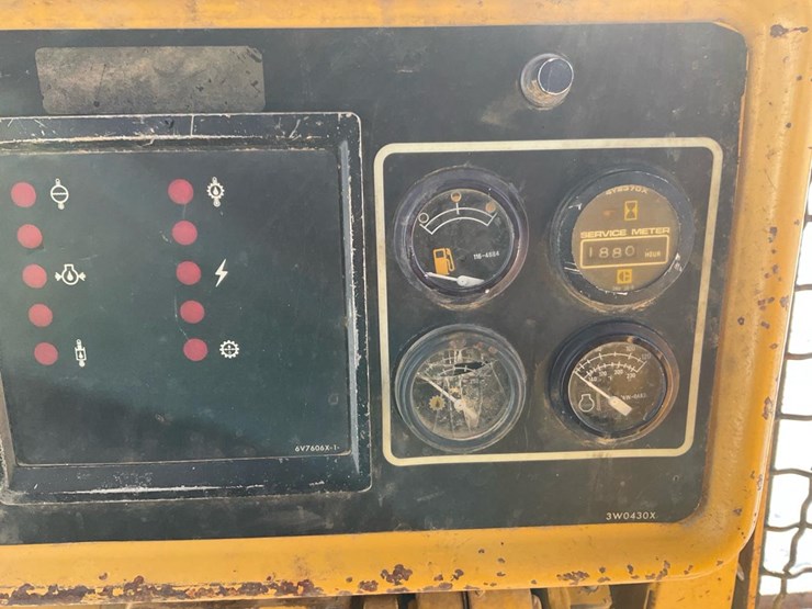 1989-caterpillar-d4h-image-80