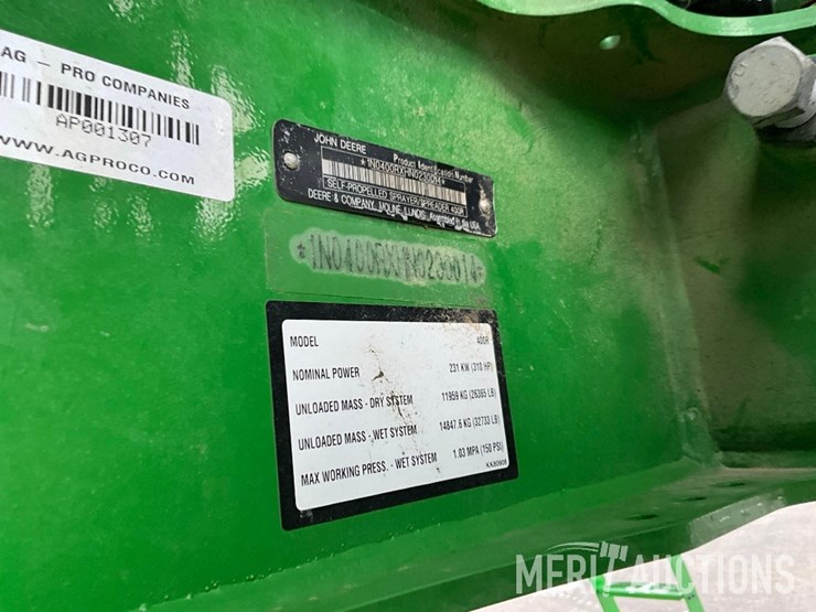 2023-john-deere-400r-image-56