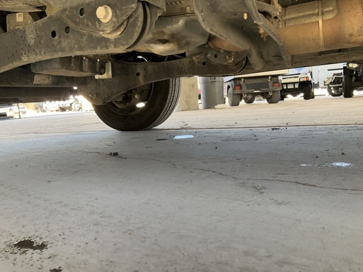 2014-ford-f550-image-29