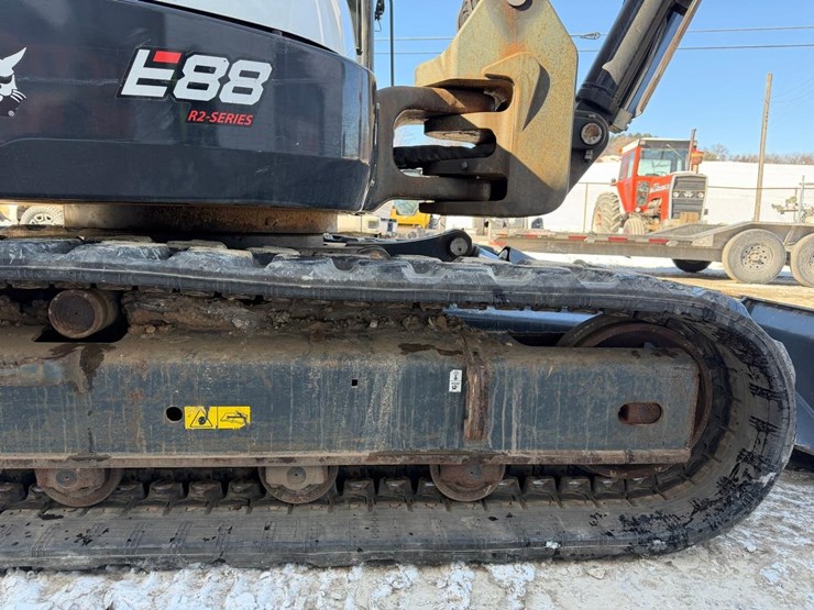 2024-bobcat-e88-image-15