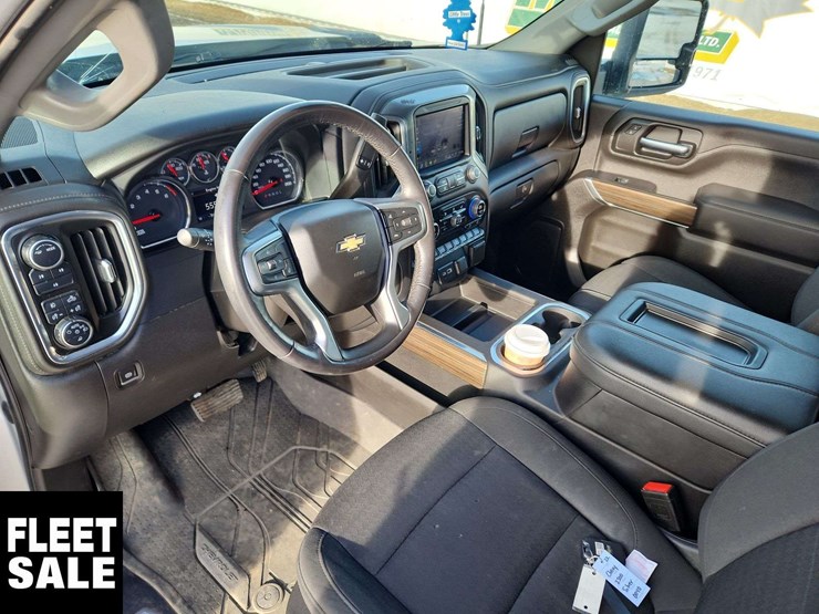 2022-chevrolet-silverado-2500hd-image-17