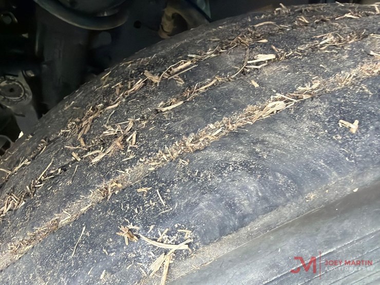 2013-freightlinerday-cab-truck-tractor-image-9