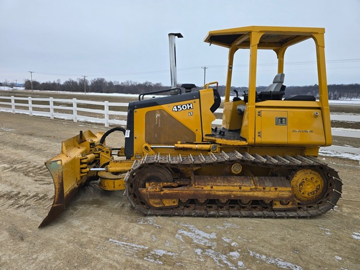 deere-450h-lt-image-2