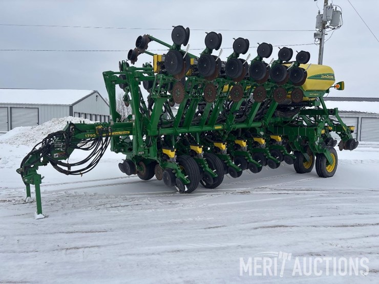 2020-john-deere-1795-image-1